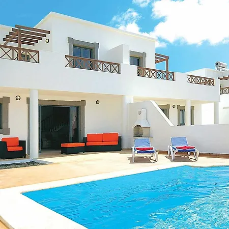 El Varadero Villa Playa Blanca